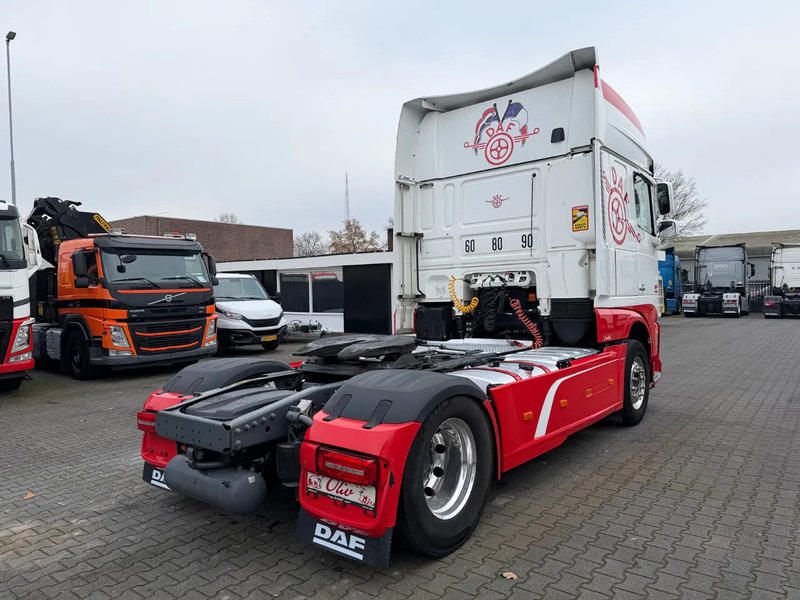DAF XF 510 Super Spacecab Euro 6 Retarder - Tractor unit: picture 4 DAF XF 510 Super Spacecab Euro 6 Retarder - Tractor unit: picture 4