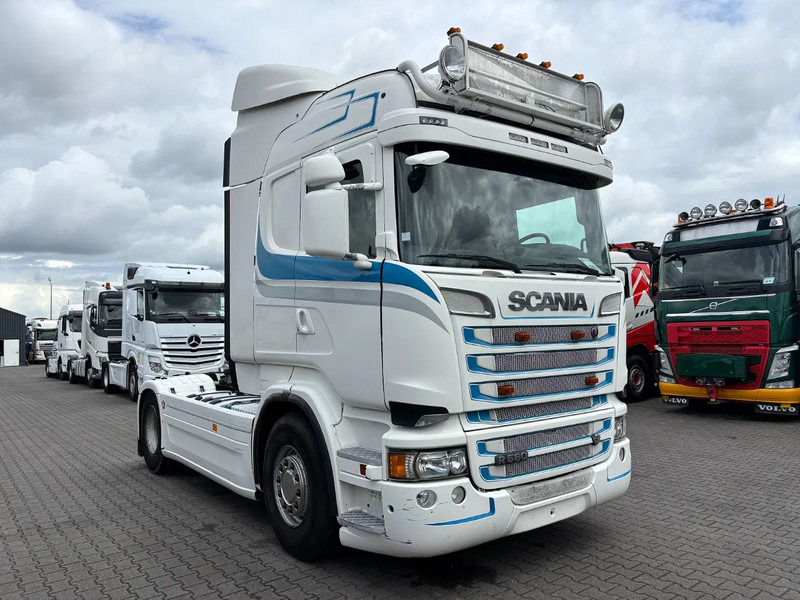 Scania R560 V8 Highline Euro 5 Retarder - Tractor unit: picture 2 Scania R560 V8 Highline Euro 5 Retarder - Tractor unit: picture 2