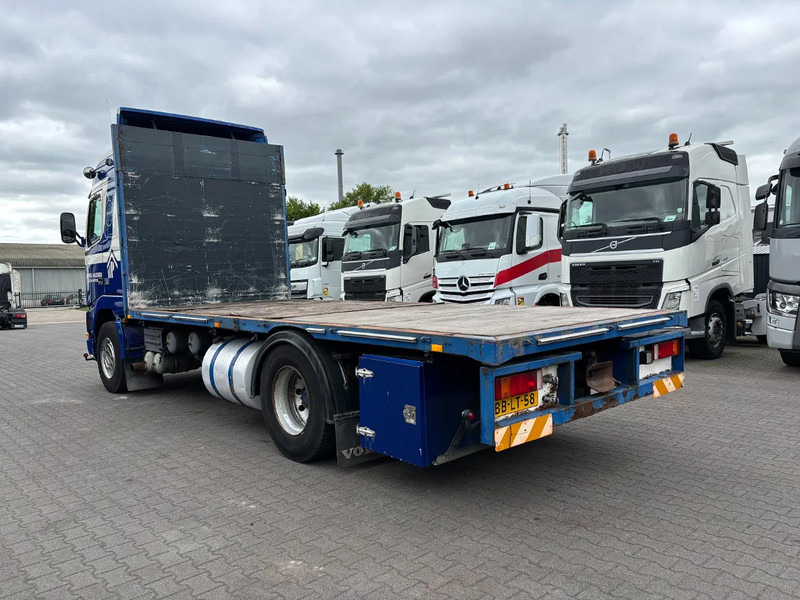 Volvo FH 380 Globetrotter Manual Gearbox - Cab chassis truck: picture 3 Volvo FH 380 Globetrotter Manual Gearbox - Cab chassis truck: picture 3