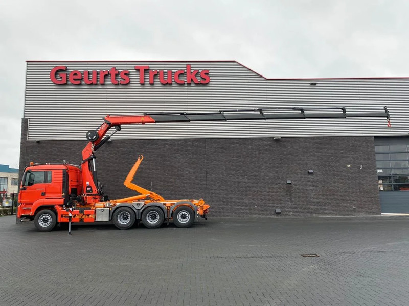 MAN TGS 35.480 8X4 TRIDEM + 20 TON HAAKARM + HMF 3220-K6 KRAAN/KRAN/CRANE/GRUA - Hook lift truck, Crane truck: picture 1 MAN TGS 35.480 8X4 TRIDEM + 20 TON HAAKARM + HMF 3220-K6 KRAAN/KRAN/CRANE/GRUA - Hook lift truck, Crane truck: picture 1