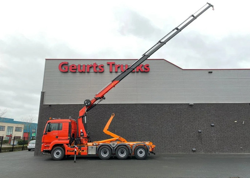 MAN TGS 35.480 8X4 TRIDEM + 20 TON HAAKARM + HMF 3220-K6 KRAAN/KRAN/CRANE/GRUA - Hook lift truck, Crane truck: picture 3 MAN TGS 35.480 8X4 TRIDEM + 20 TON HAAKARM + HMF 3220-K6 KRAAN/KRAN/CRANE/GRUA - Hook lift truck, Crane truck: picture 3