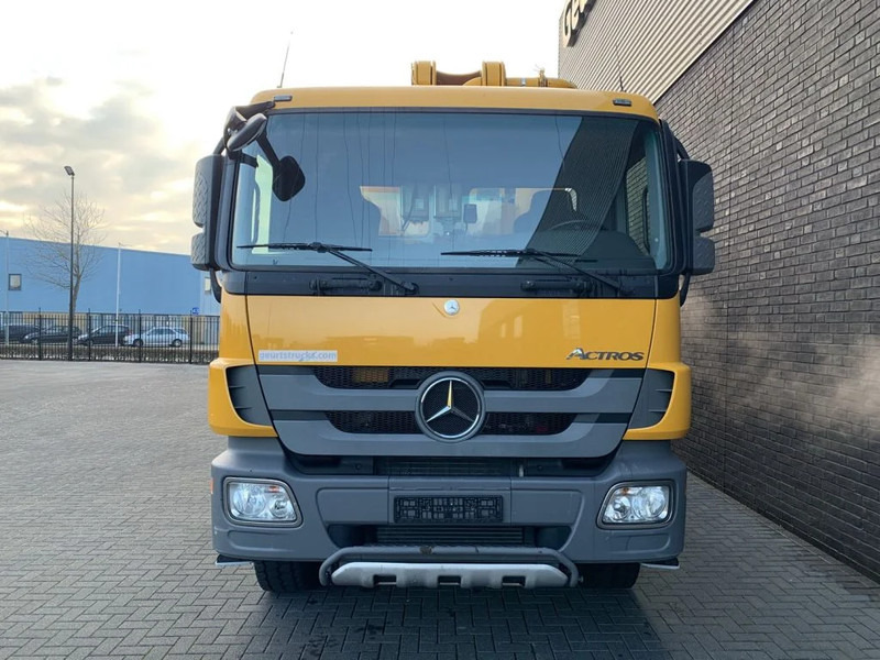Concrete pump truck Mercedes-Benz Actros 5041 10X4 + SERMAC 6 RZ 56 METER CONCRETE PUMP: picture 8 Concrete pump truck Mercedes-Benz Actros 5041 10X4 + SERMAC 6 RZ 56 METER CONCRETE PUMP: picture 8