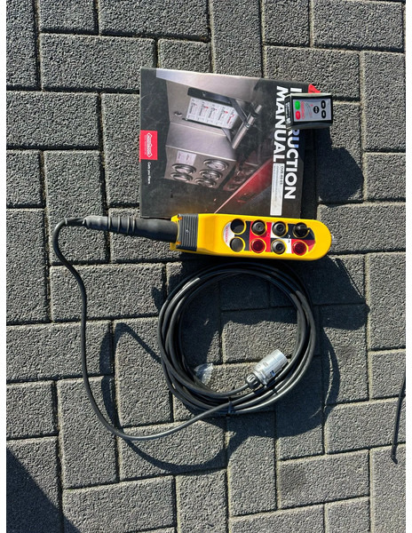 Dropside/ Flatbed semi-trailer Nooteboom OVB-48-03 HYDRAULISCHE GESTUURDE BALLAST TRAILER: picture 19 Dropside/ Flatbed semi-trailer Nooteboom OVB-48-03 HYDRAULISCHE GESTUURDE BALLAST TRAILER: picture 19