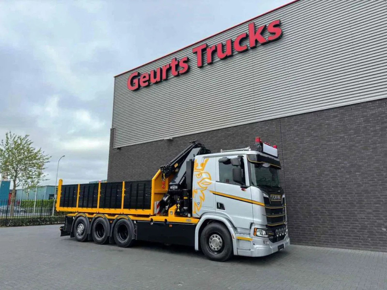 Leasing of  Scania R530 V8 NGS 8X4 TRIDEM MET HYVA 2Z KIPPER + HMF Scania R530 V8 NGS 8X4 TRIDEM MET HYVA 2Z KIPPER + HMF: picture 17