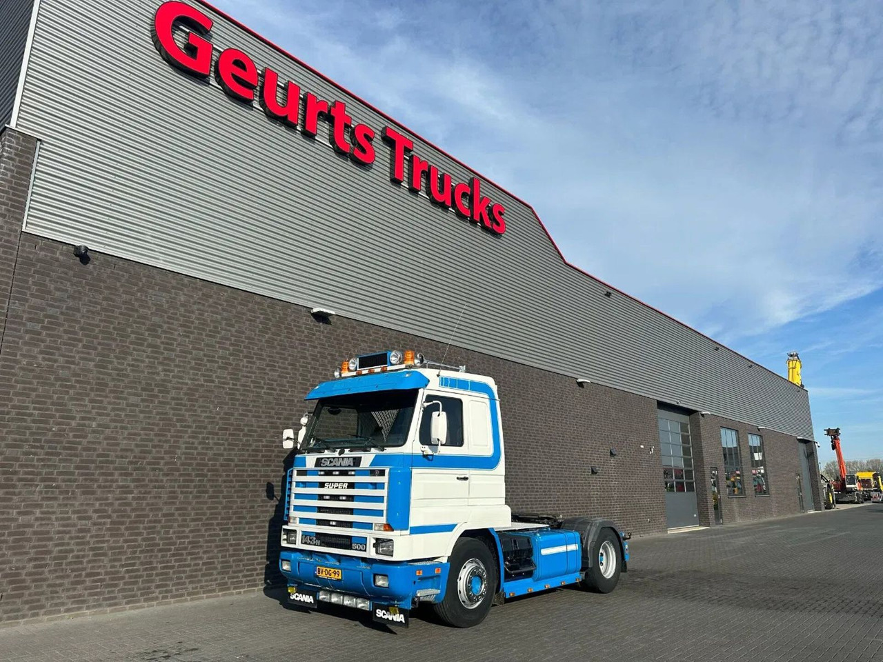 Scania R143-500 V8 H A4X2L 500PK TREKKER / SATTELZUG / - Tractor unit: picture 2 Scania R143-500 V8 H A4X2L 500PK TREKKER / SATTELZUG / - Tractor unit: picture 2