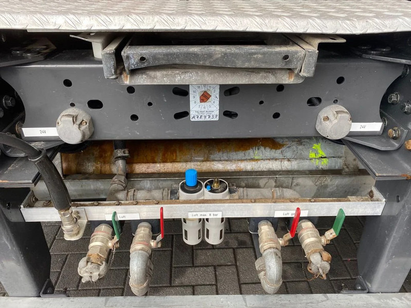 Vacuum truck Volvo FMX 510 8X4 TRIDEM + MTS DINO 5 SAUGBAGGER/SUCTIONEXAVATOR/GRONDZUIGER: picture 12