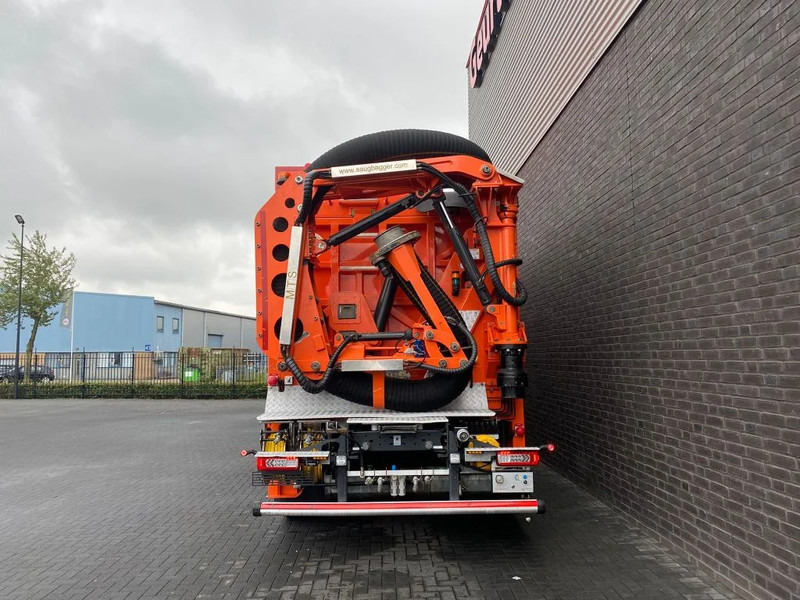 Vacuum truck Volvo FMX 510 8X4 TRIDEM + MTS DINO 5 SAUGBAGGER/SUCTIONEXAVATOR/GRONDZUIGER: picture 8