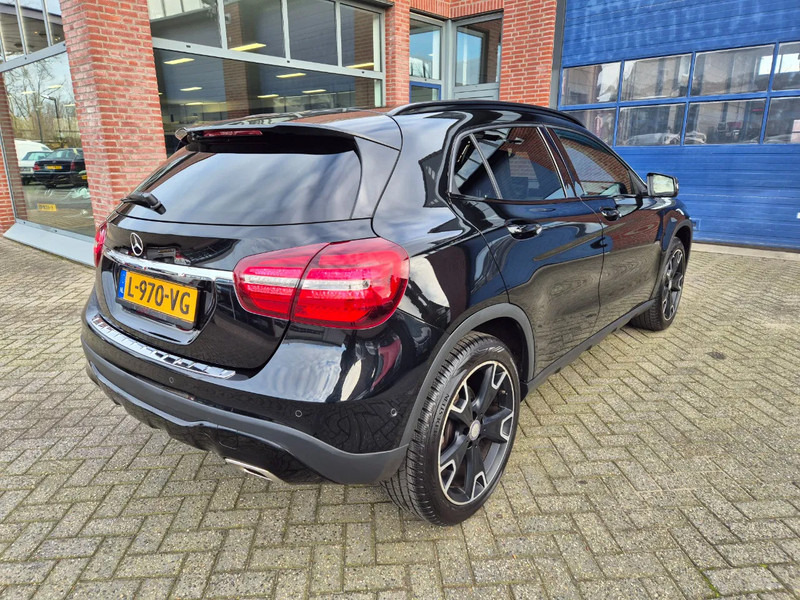 Mercedes-Benz GLA 180 AMG AUTOMAAT Night Edition Plus 175pk - Car: picture 3 Mercedes-Benz GLA 180 AMG AUTOMAAT Night Edition Plus 175pk - Car: picture 3