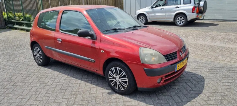 Renault Clio .. manuel gearbox. - Car: picture 1 Renault Clio .. manuel gearbox. - Car: picture 1