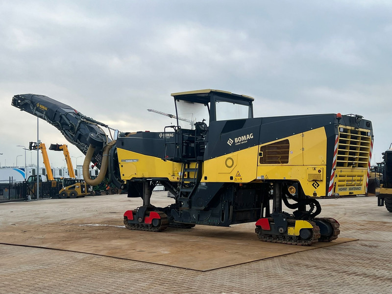 Bomag BM2000/75 Cold Planer - Asphalt machine: picture 3 Bomag BM2000/75 Cold Planer - Asphalt machine: picture 3