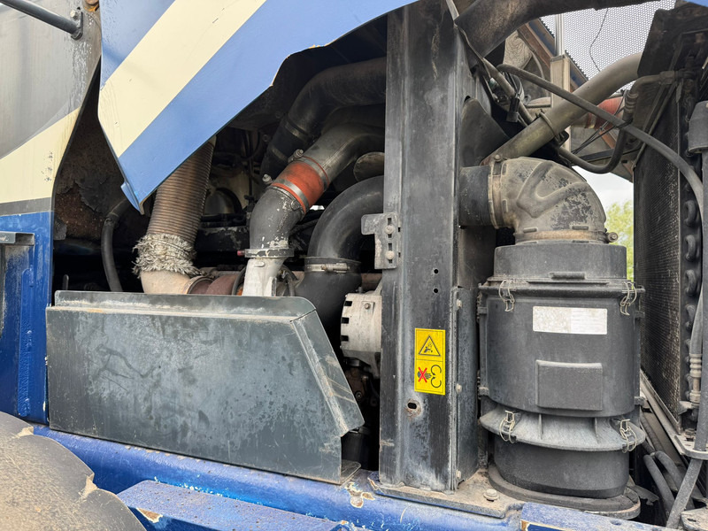Wheel loader Case 921E: picture 17