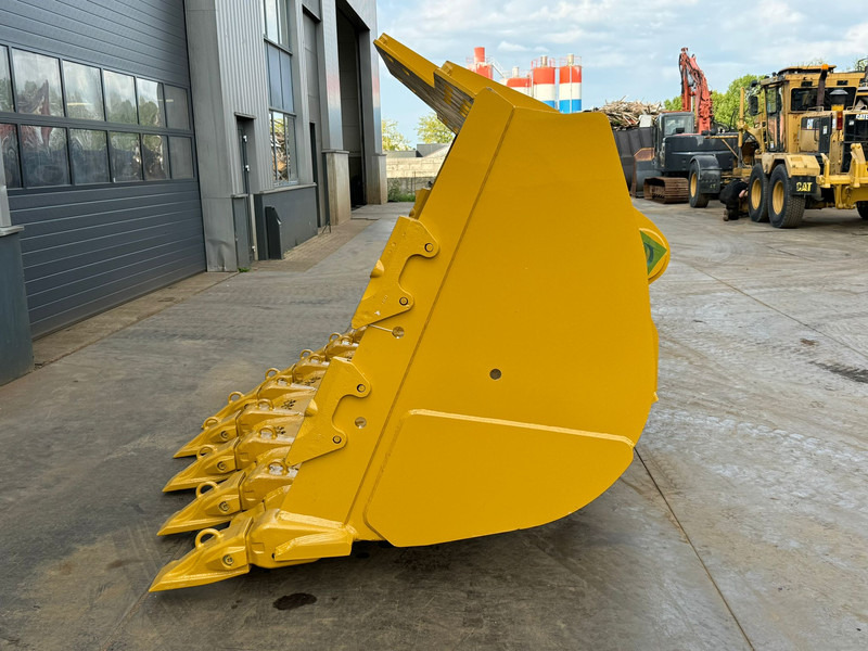 Caterpillar Loader Bucket PIN ON CAT988K,6.9m3,158in - Bucket: picture 2 Caterpillar Loader Bucket PIN ON CAT988K,6.9m3,158in - Bucket: picture 2
