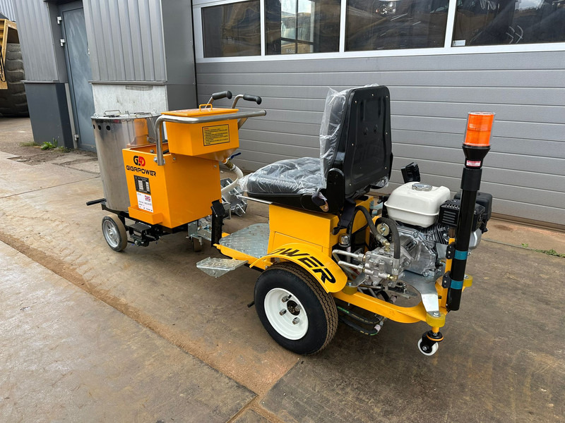Giga power 860 Road Marking Machine - Car: picture 2 Giga power 860 Road Marking Machine - Car: picture 2