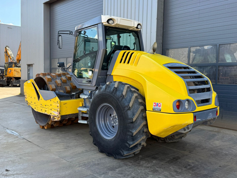 Hamm H13iP Padfoot Compactor - Roller: picture 3 Hamm H13iP Padfoot Compactor - Roller: picture 3