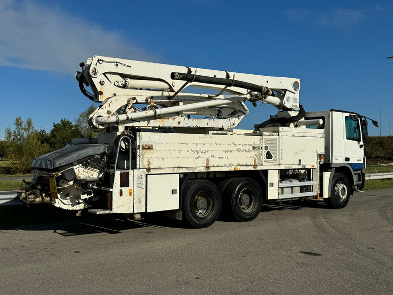 MERCEDESBENZ Actros 2632 6x4 with Putzmeister BSF 24-4 11 24m concrete pump - Concrete pump truck: picture 4 MERCEDESBENZ Actros 2632 6x4 with Putzmeister BSF 24-4 11 24m concrete pump - Concrete pump truck: picture 4