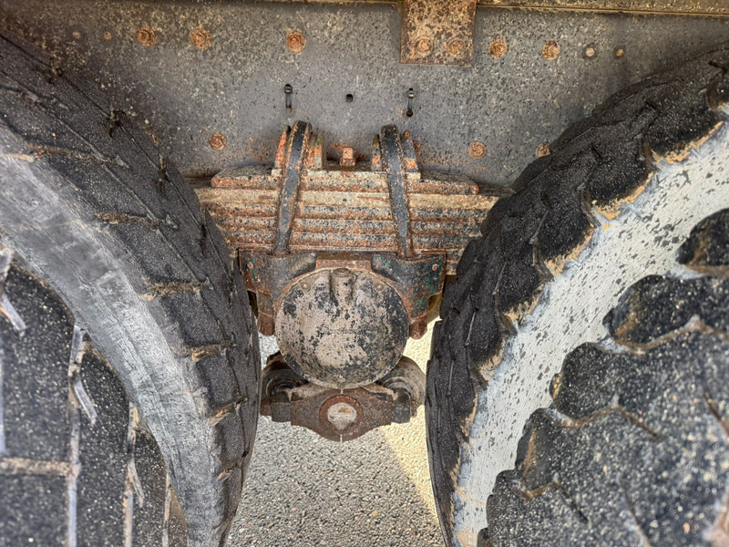 Tipper Renault Kerax 370 6x4 Kipper: picture 19