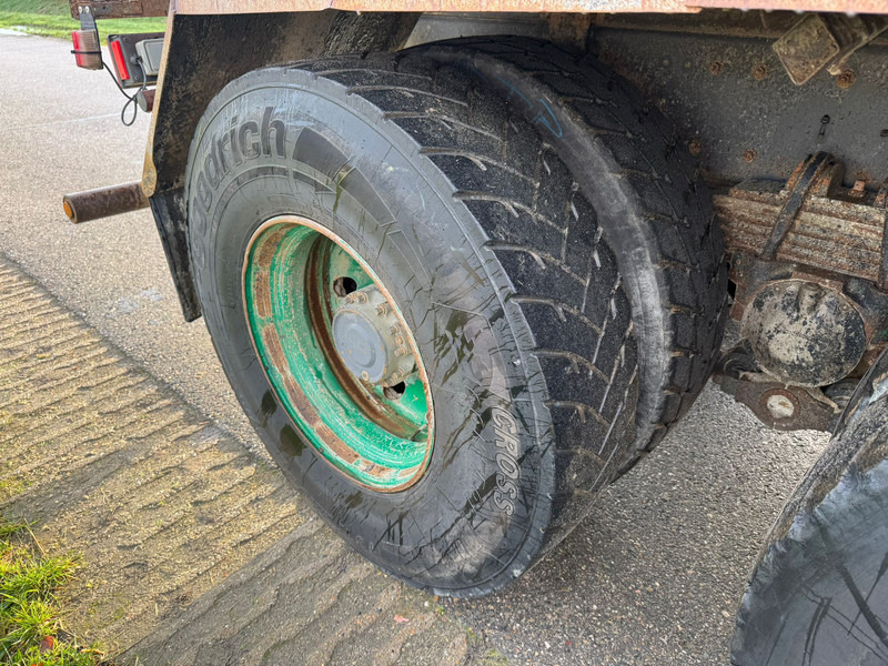 Tipper Renault Kerax 370 6x4 Kipper: picture 18