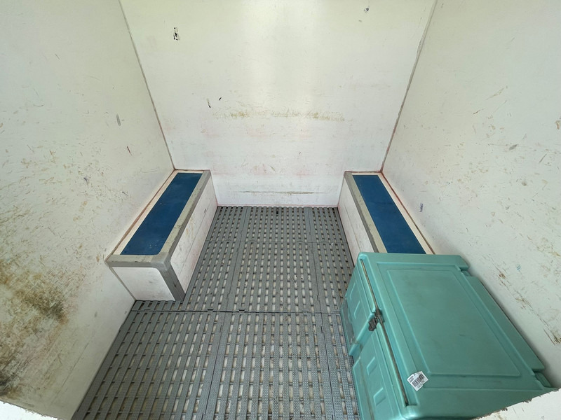 Refrigerator truck Renault MASTER 3T5 - Frigo: picture 13