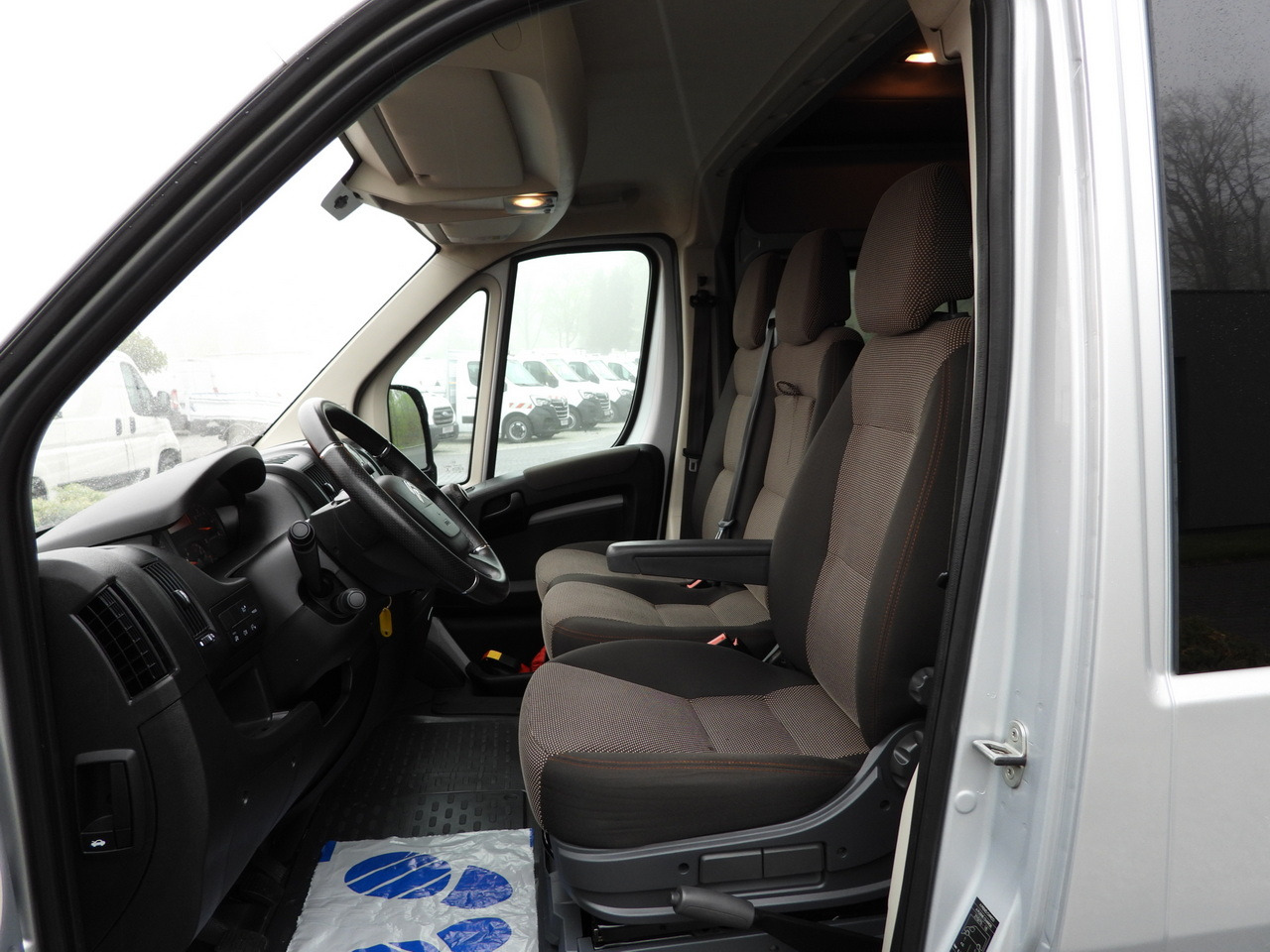 Panel van CITROEN JUMPER  BOX DELIVERY VAN 7 SEATS CRUISE CONTROL LED LIGHTS AIR CONDITIONING  165HP: picture 23