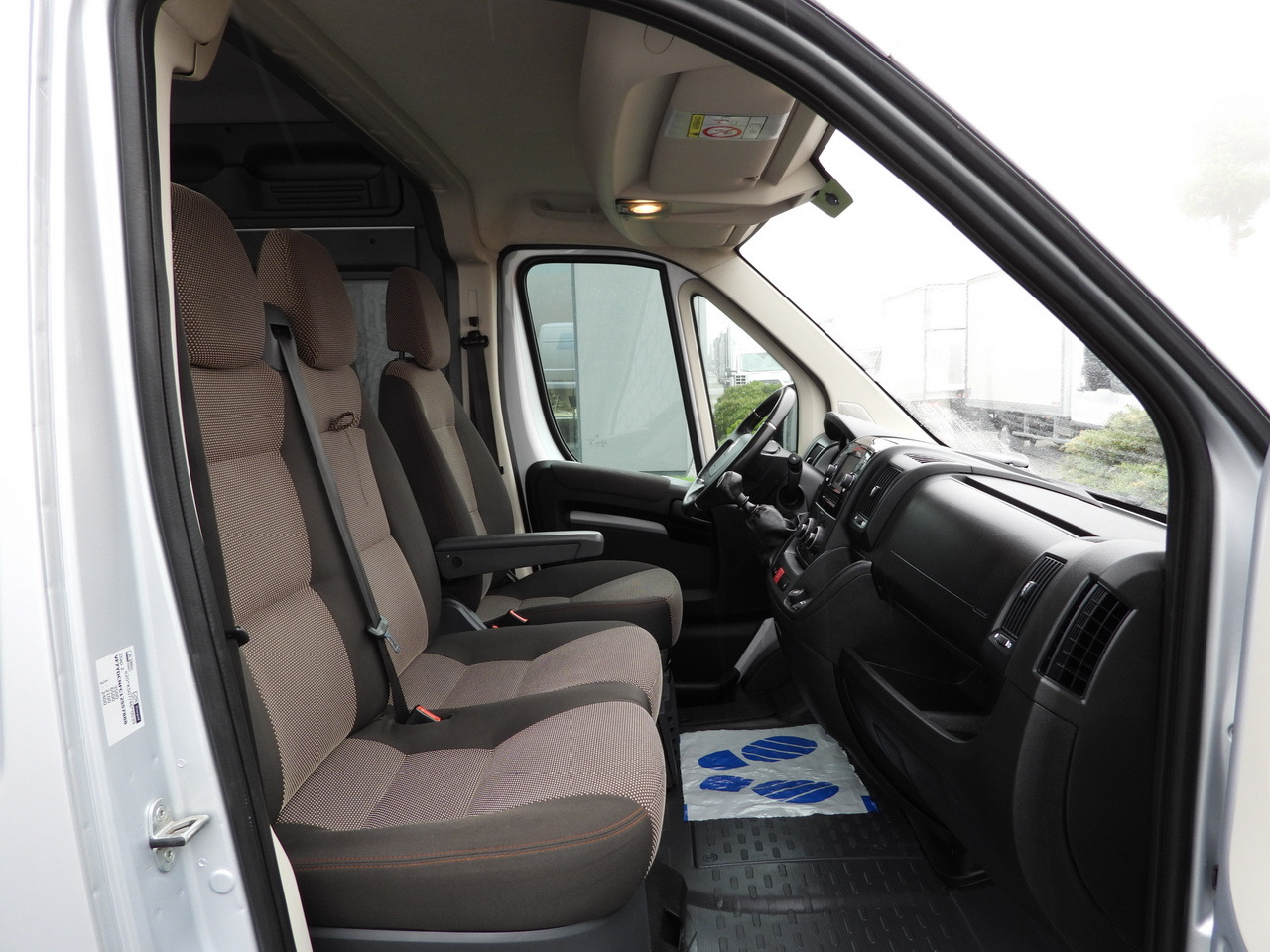 Panel van CITROEN JUMPER  BOX DELIVERY VAN 7 SEATS CRUISE CONTROL LED LIGHTS AIR CONDITIONING  165HP: picture 35