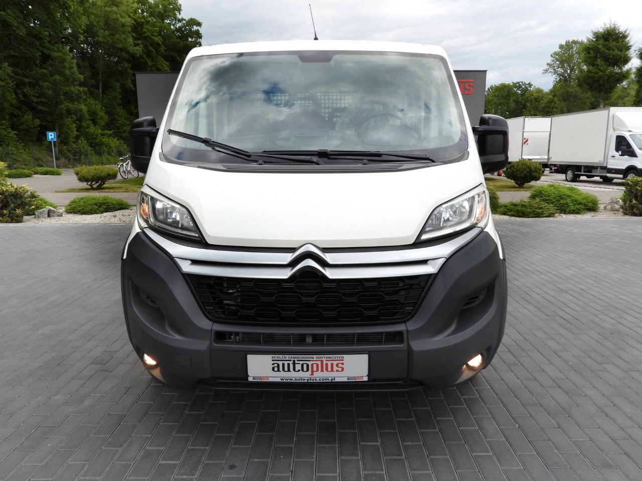 Citroën JUMPER PRITSCHE DOPPELKABINE DOKA 7 SITZE - Open body delivery van, Combi van: picture 5 Citroën JUMPER PRITSCHE DOPPELKABINE DOKA 7 SITZE - Open body delivery van, Combi van: picture 5