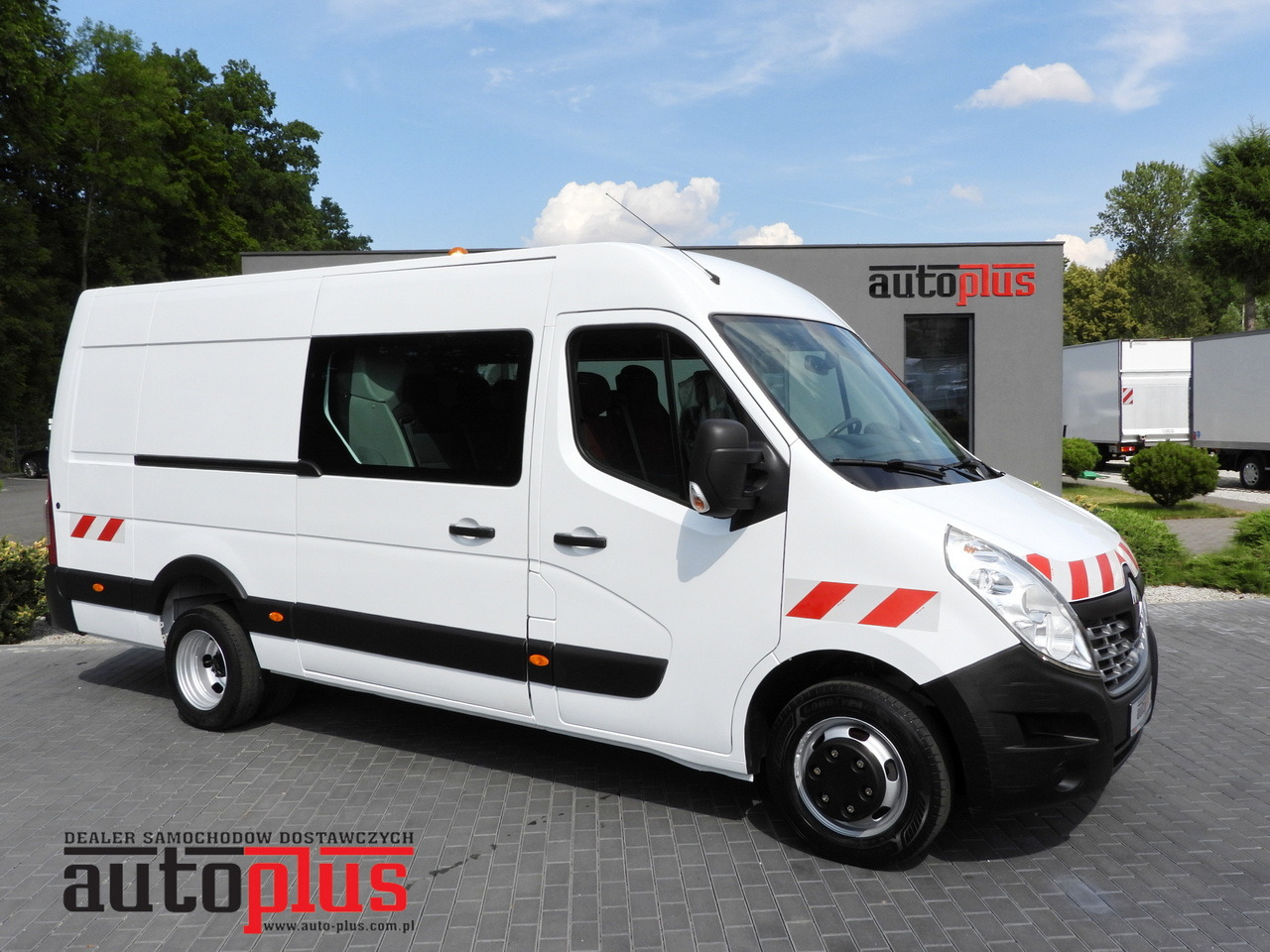 RENAULT MASTER BOX DELIVERY VAN 7 SEATS CRUISE CONTROL TWIN WHEELS AIR CONDITIONING 145HP - Commercial vehicle: picture 1 RENAULT MASTER BOX DELIVERY VAN 7 SEATS CRUISE CONTROL TWIN WHEELS AIR CONDITIONING 145HP - Commercial vehicle: picture 1