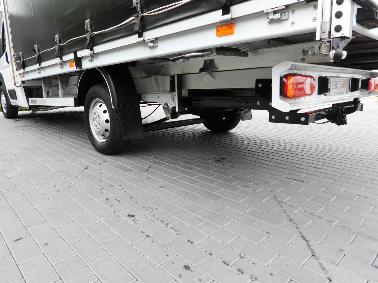 Curtain side van FIAT DUCATO TARPAULIN 9 PALLETS CRUISE CONTROL LED LIGHTS PNEUMATICS AIR CONDITIONING  180HP: picture 18 Curtain side van FIAT DUCATO TARPAULIN 9 PALLETS CRUISE CONTROL LED LIGHTS PNEUMATICS AIR CONDITIONING  180HP: picture 18