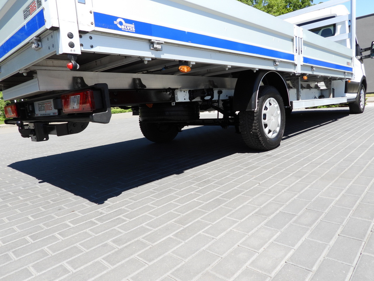 Open body delivery van FORD TRANSIT  STAKE BODY 10 PALLETS CRUISE CONTROL LED LIGHTS PNEUMATICS AIR CONDITIONING  160HP: picture 10