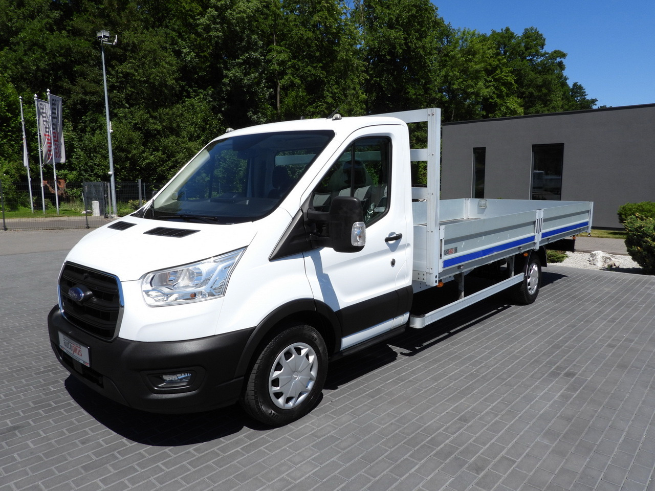 Open body delivery van FORD TRANSIT  STAKE BODY 10 PALLETS CRUISE CONTROL LED LIGHTS PNEUMATICS AIR CONDITIONING  160HP: picture 6