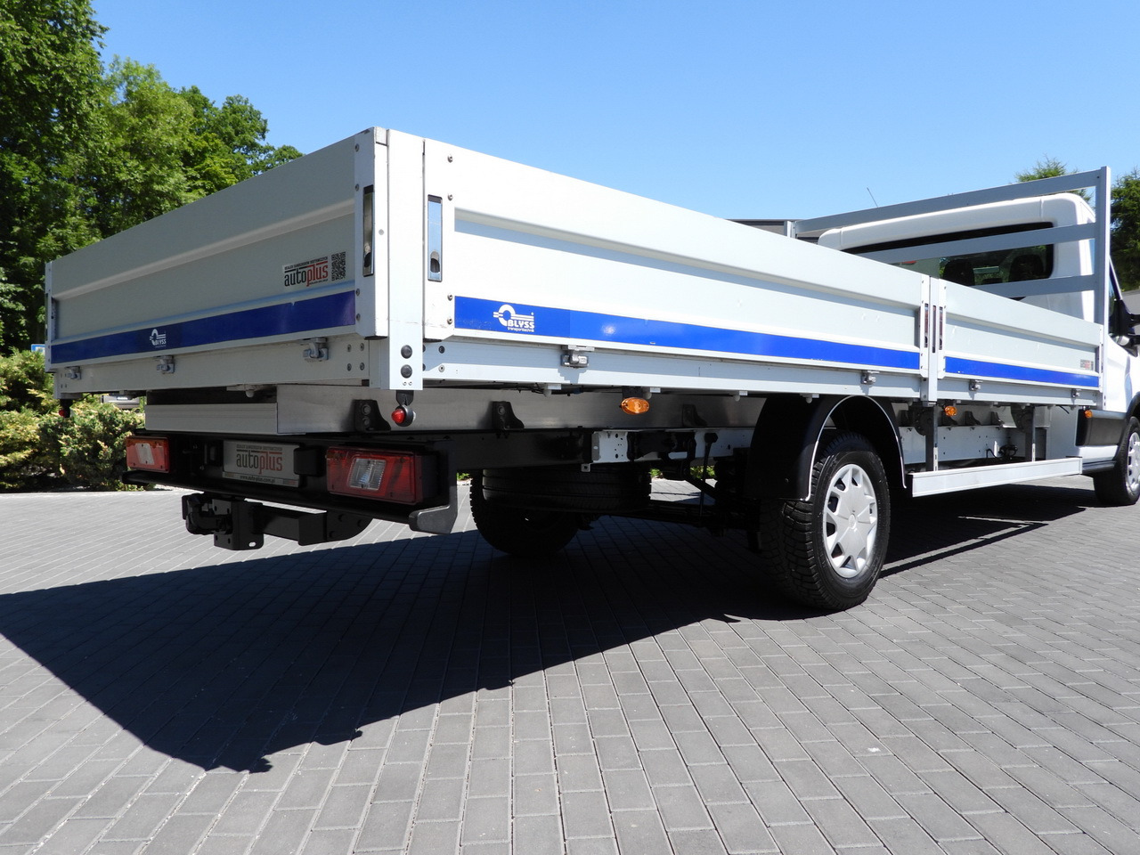 Open body delivery van FORD TRANSIT  STAKE BODY 10 PALLETS CRUISE CONTROL LED LIGHTS PNEUMATICS AIR CONDITIONING  160HP: picture 20