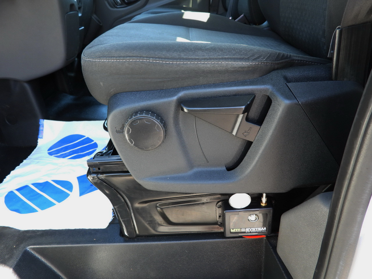 Open body delivery van FORD TRANSIT  STAKE BODY 10 PALLETS CRUISE CONTROL LED LIGHTS PNEUMATICS AIR CONDITIONING  160HP: picture 26