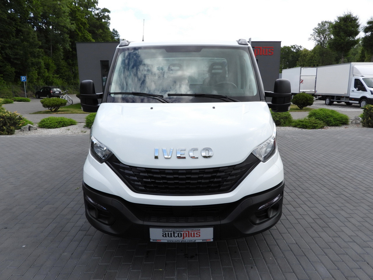 IVECO DAILY 35C14 CRUISE CONTROL TWIN WHEELS AIR CONDITIONING 140HP - Tipper van: picture 5 IVECO DAILY 35C14 CRUISE CONTROL TWIN WHEELS AIR CONDITIONING 140HP - Tipper van: picture 5