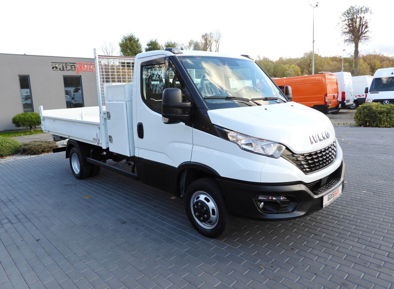 IVECO DAILY 35C16 TIPPER CRUISE CONTROL TWIN WHEELS AIR CONDITIONING 160HP - Tipper van: picture 4 IVECO DAILY 35C16 TIPPER CRUISE CONTROL TWIN WHEELS AIR CONDITIONING 160HP - Tipper van: picture 4