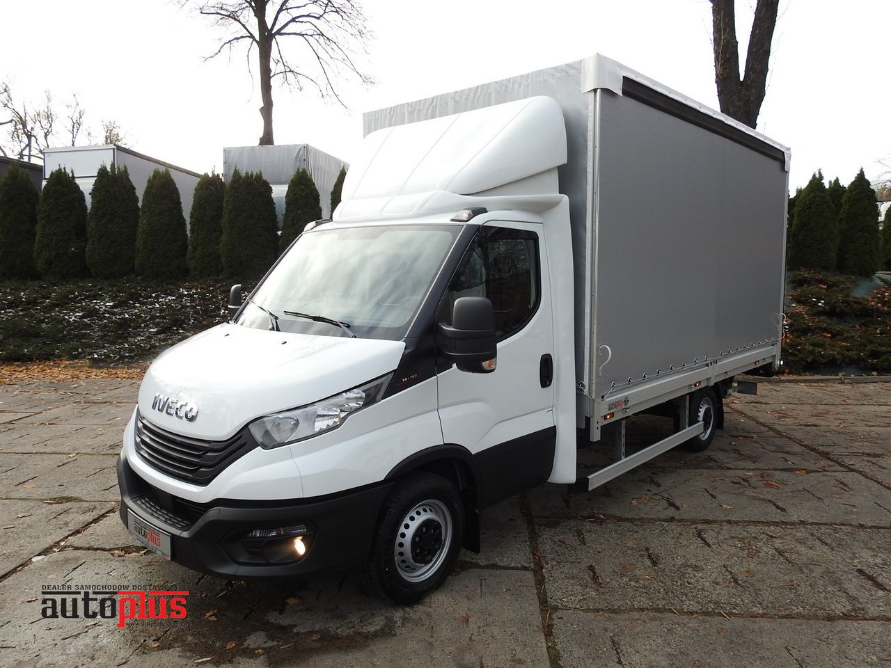 IVECO DAILY 35S16 NEW TARPAULIN LIFT 8 PALLETS CRUISE CONTROL AIR CONDITIONING  160HP - Curtain side van: picture 1 IVECO DAILY 35S16 NEW TARPAULIN LIFT 8 PALLETS CRUISE CONTROL AIR CONDITIONING  160HP - Curtain side van: picture 1
