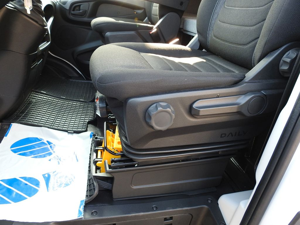 New Curtain side van, Combi van Iveco DAILY  72C180 NEUE PRITSCHE PLANE AUFZUG 14PALET: picture 22