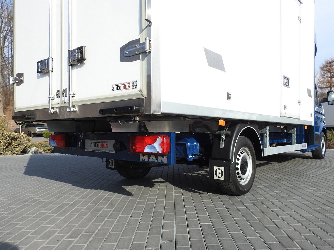 Leasing of MAN TGE 3.180 REGRIGERATOR BOX -5*C 8 PALLETS HEATING FUNCTION CRUISE CONTROL PNEUMATICS AIR CONDITIONING 180HP MAN TGE 3.180 REGRIGERATOR BOX -5*C 8 PALLETS HEATING FUNCTION CRUISE CONTROL PNEUMATICS AIR CONDITIONING 180HP: picture 24 Leasing of MAN TGE 3.180 REGRIGERATOR BOX -5*C 8 PALLETS HEATING FUNCTION CRUISE CONTROL PNEUMATICS AIR CONDITIONING 180HP MAN TGE 3.180 REGRIGERATOR BOX -5*C 8 PALLETS HEATING FUNCTION CRUISE CONTROL PNEUMATICS AIR CONDITIONING 180HP: picture 24