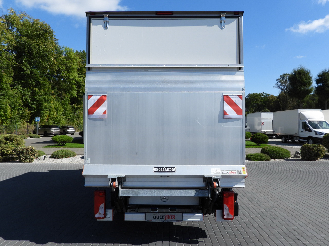 Box van MERCEDES SPRINTER 315 BOX LIFT 8 PALLETS AIR CONDITIONING 150HP: picture 10 Box van MERCEDES SPRINTER 315 BOX LIFT 8 PALLETS AIR CONDITIONING 150HP: picture 10