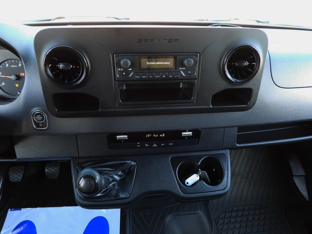 Box van MERCEDES SPRINTER 315 BOX LIFT 8 PALLETS AIR CONDITIONING 150HP: picture 32 Box van MERCEDES SPRINTER 315 BOX LIFT 8 PALLETS AIR CONDITIONING 150HP: picture 32