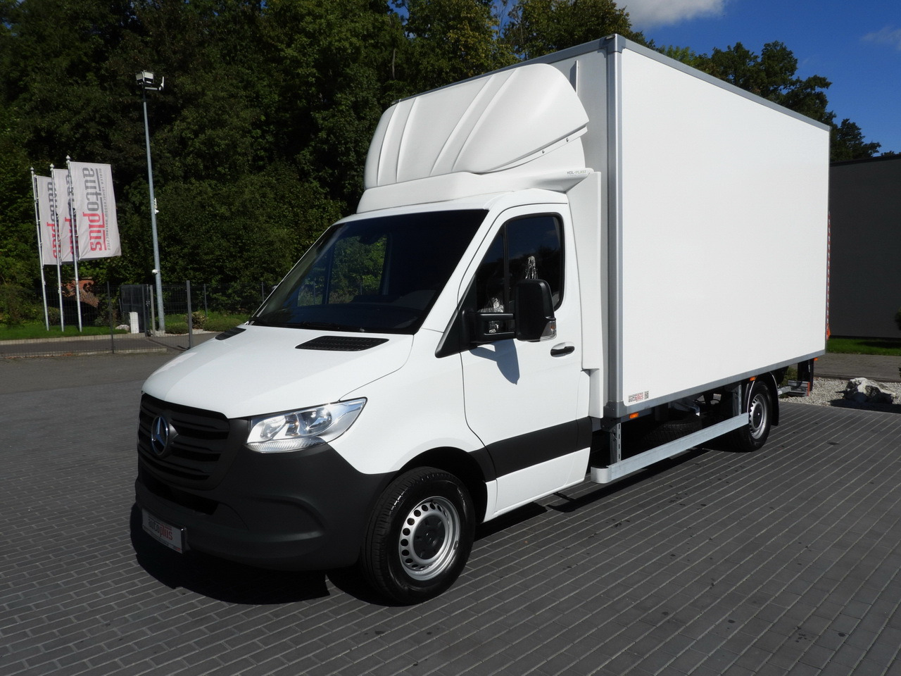 Box van MERCEDES SPRINTER 315 BOX LIFT 8 PALLETS AIR CONDITIONING 150HP: picture 6 Box van MERCEDES SPRINTER 315 BOX LIFT 8 PALLETS AIR CONDITIONING 150HP: picture 6