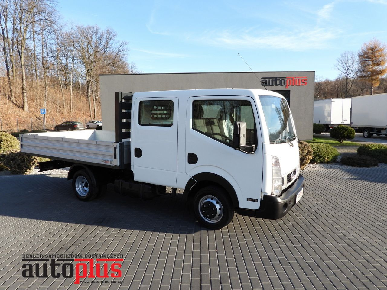 NISSAN CABSTAR NT400 STAKE BODY DOUBLE CABIN DOKA 6 SEATS TWIN WHEELS AIR CONDITIONING 130HP - Combi van: picture 1 NISSAN CABSTAR NT400 STAKE BODY DOUBLE CABIN DOKA 6 SEATS TWIN WHEELS AIR CONDITIONING 130HP - Combi van: picture 1