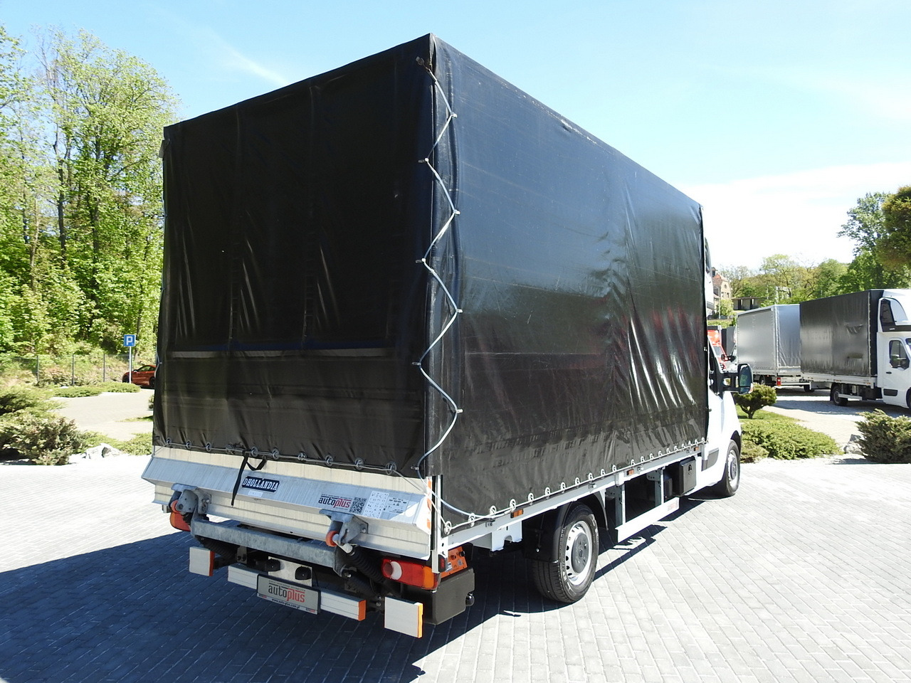 OPEL MOVANO - Curtain side van: picture 3 OPEL MOVANO - Curtain side van: picture 3