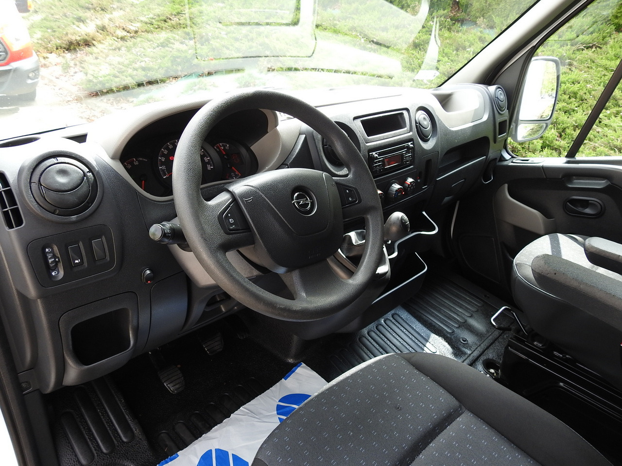 OPEL MOVANO TARPAULIN 8 PALLETS WEBASTO CRUISE CONTROL AIR CONDITIONING PNEUMATICS 170HP - Curtain side van: picture 2 OPEL MOVANO TARPAULIN 8 PALLETS WEBASTO CRUISE CONTROL AIR CONDITIONING PNEUMATICS 170HP - Curtain side van: picture 2