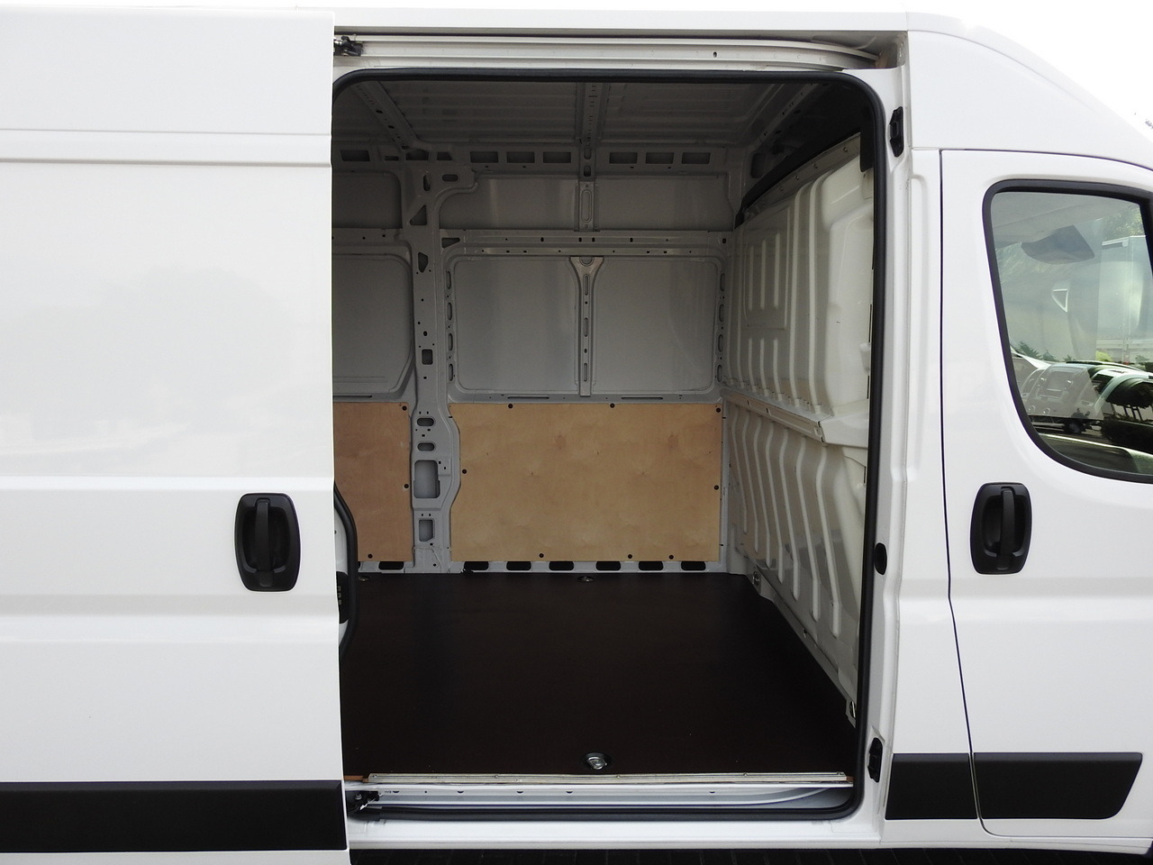 Panel van OPEL MOVANO VAN CRUISE CONTROL AIR CONDITIONING 140HP: picture 20 Panel van OPEL MOVANO VAN CRUISE CONTROL AIR CONDITIONING 140HP: picture 20