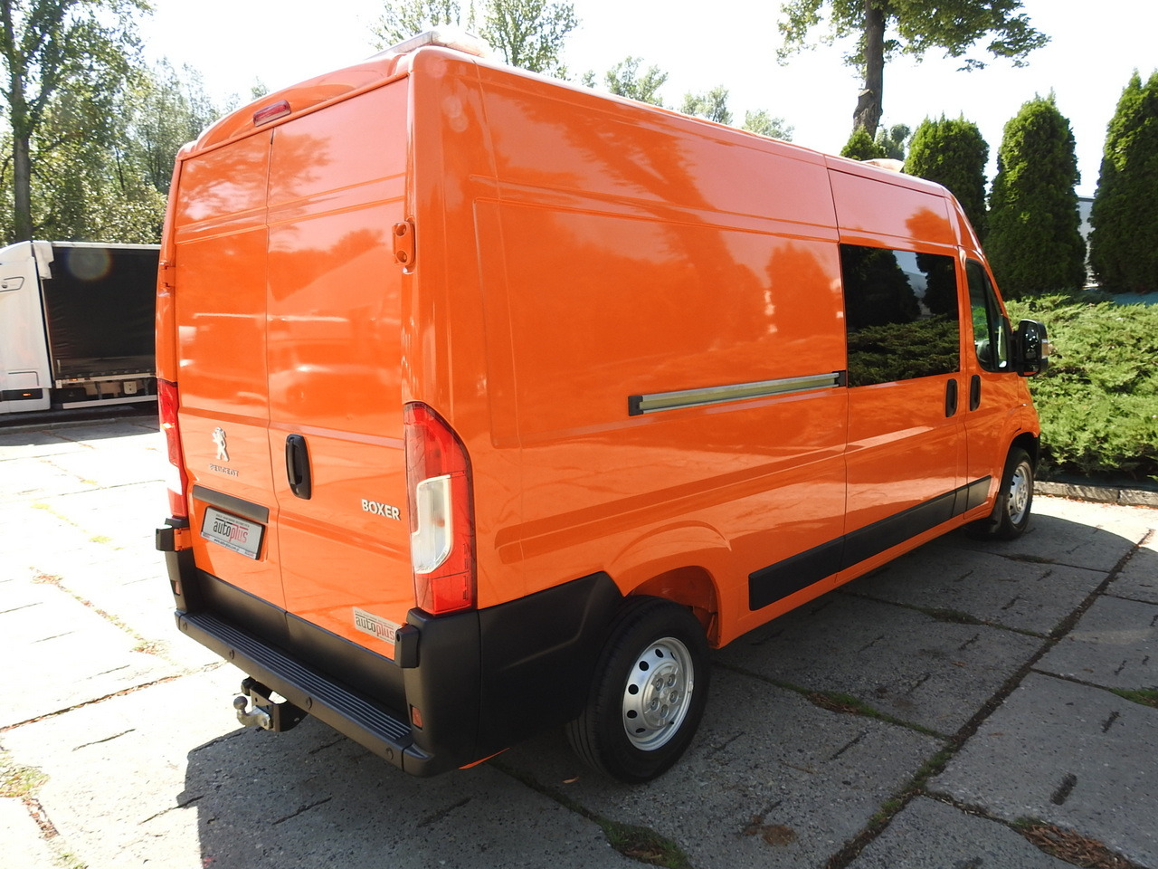 PEUGEOT BOXER BOX DELIVERY VAN 7 SEATS AIR CONDITIONING 120HP - Panel van: picture 3 PEUGEOT BOXER BOX DELIVERY VAN 7 SEATS AIR CONDITIONING 120HP - Panel van: picture 3