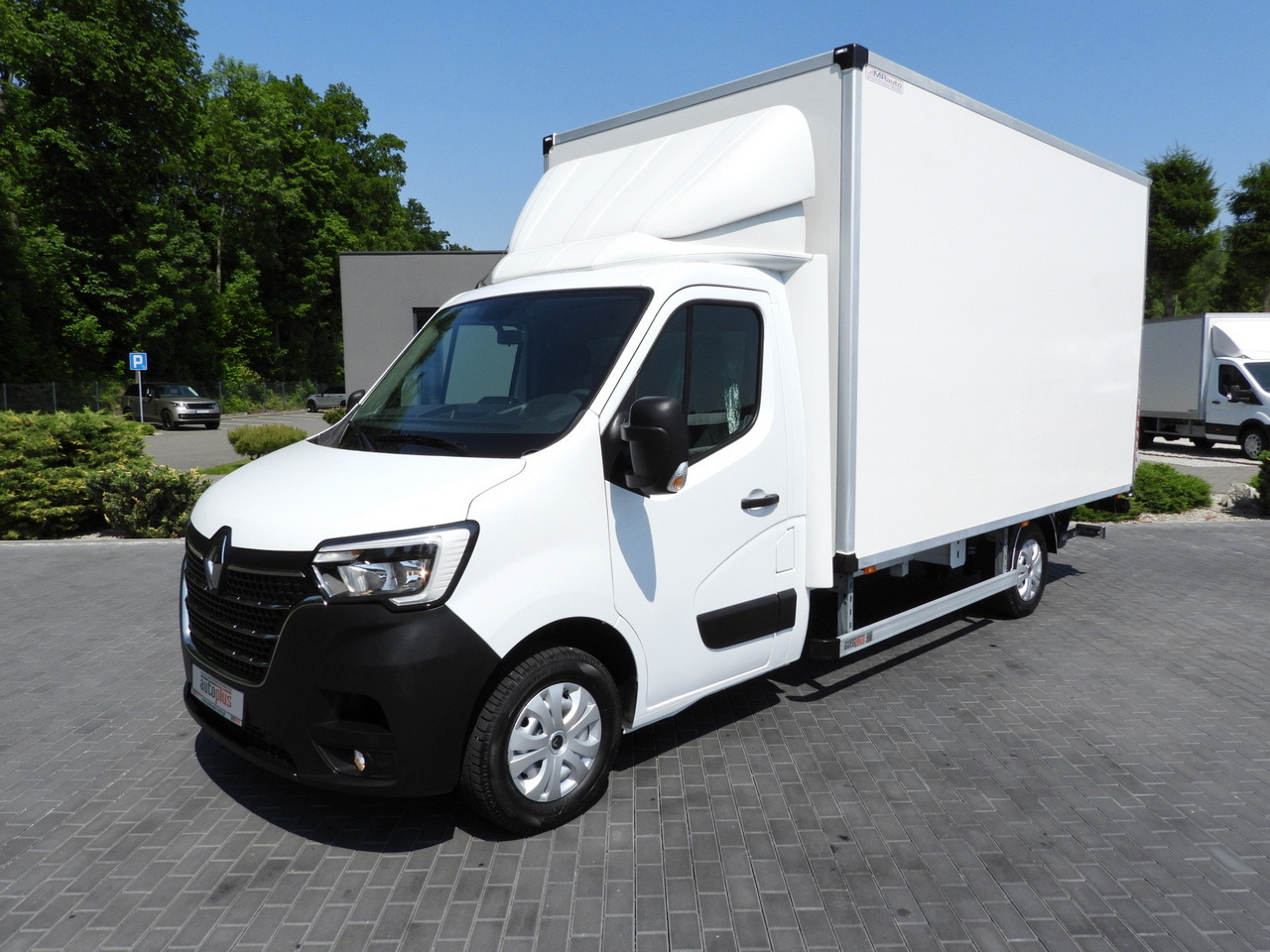Box van RENAULT MASTER  BOX LIFT 8 PALLETS CRUISE CONTROL LED LIGHTS AIR CONDITIONING  165HP: picture 19