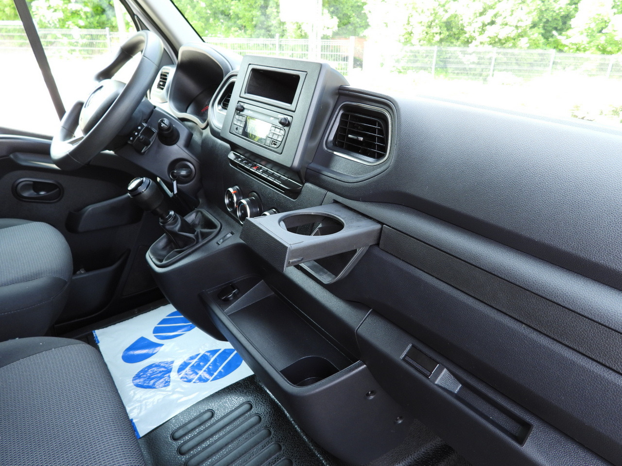 Box van RENAULT MASTER  BOX LIFT 8 PALLETS CRUISE CONTROL LED LIGHTS AIR CONDITIONING  165HP: picture 39