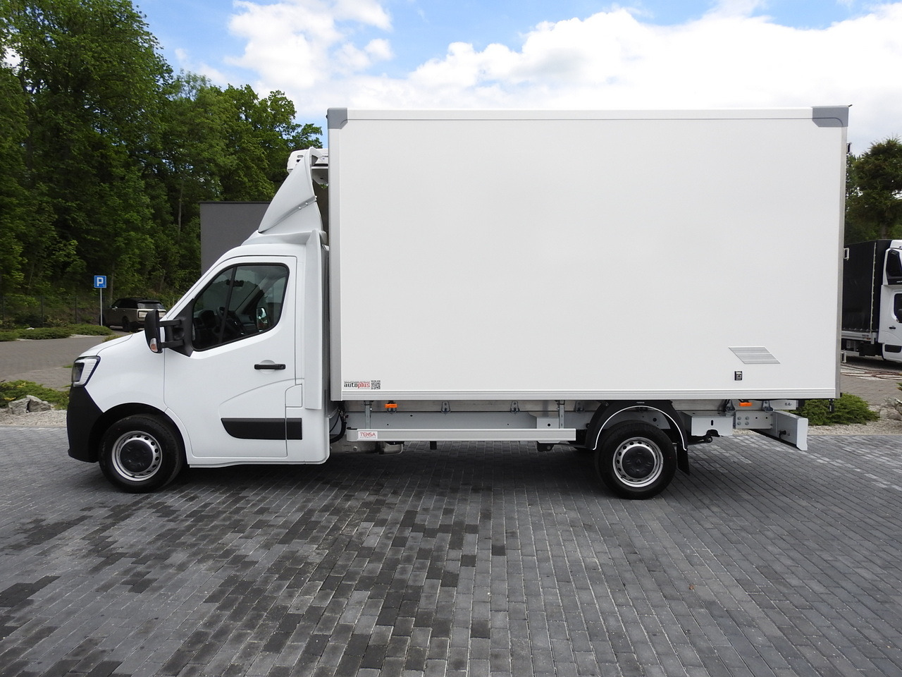 New Refrigerated van RENAULT MASTER NEW REGRIGERATOR BOX -10*C 8 PALLETS CRUISE CONTROL AIR CONDITIONING LED LIGHTS GUARANTEE  165HP: picture 9