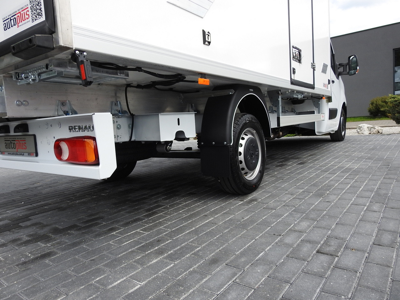 New Refrigerated van RENAULT MASTER NEW REGRIGERATOR BOX -10*C 8 PALLETS CRUISE CONTROL AIR CONDITIONING LED LIGHTS GUARANTEE  165HP: picture 19
