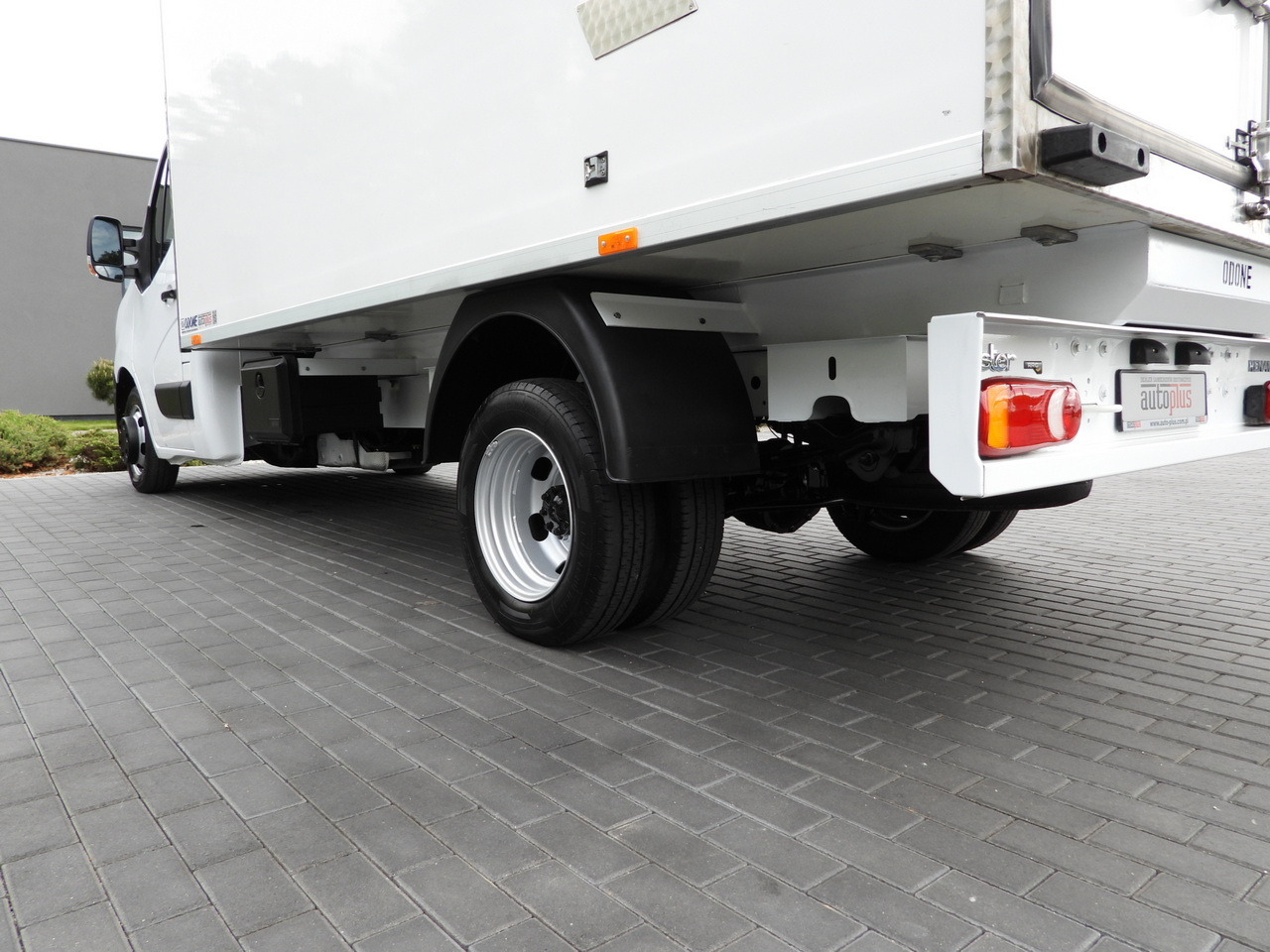Refrigerated van RENAULT MASTER  REGRIGERATOR BOX -10*C CRUISE CONTROL LED LIGHTS TWIN WHEELS AIR CONDITIONING  145HP: picture 17