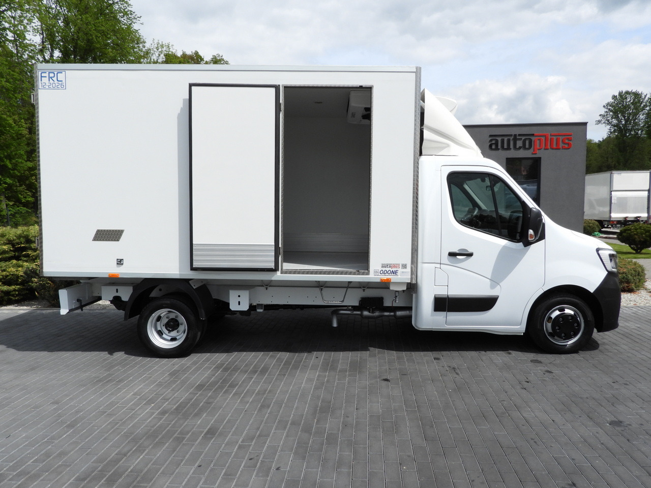 Refrigerated van RENAULT MASTER  REGRIGERATOR BOX -10*C CRUISE CONTROL LED LIGHTS TWIN WHEELS AIR CONDITIONING  145HP: picture 8